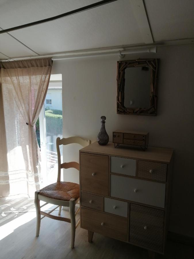Chambres D'Hotes "La Source" Mareuil-sur-Lay Екстериор снимка